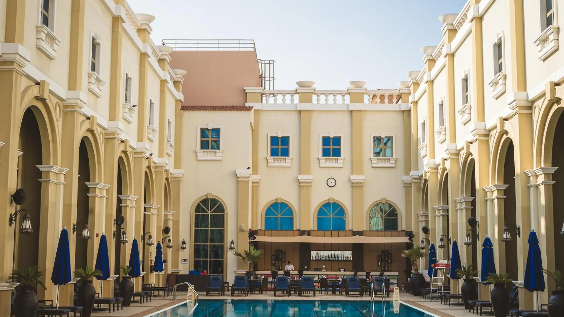 Oaks Ibn Battuta Gate Dubai Hotel